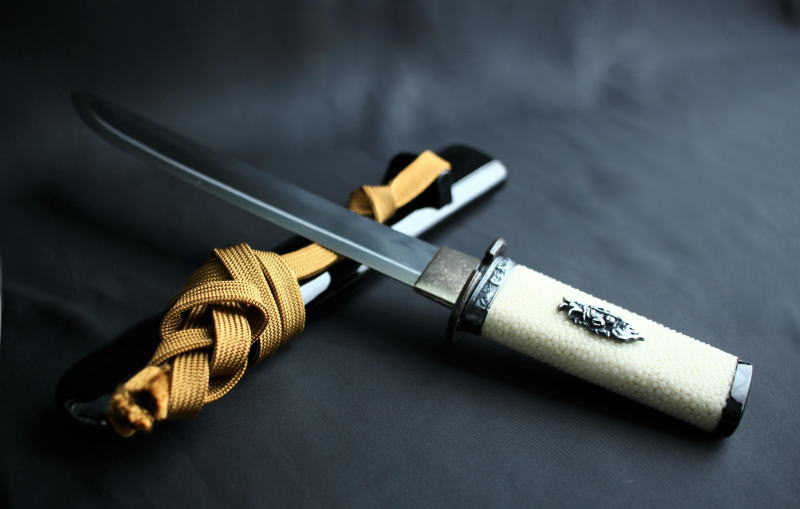 刀剣乱舞の厚藤四郎のコスプレにおすすめの模造刀
